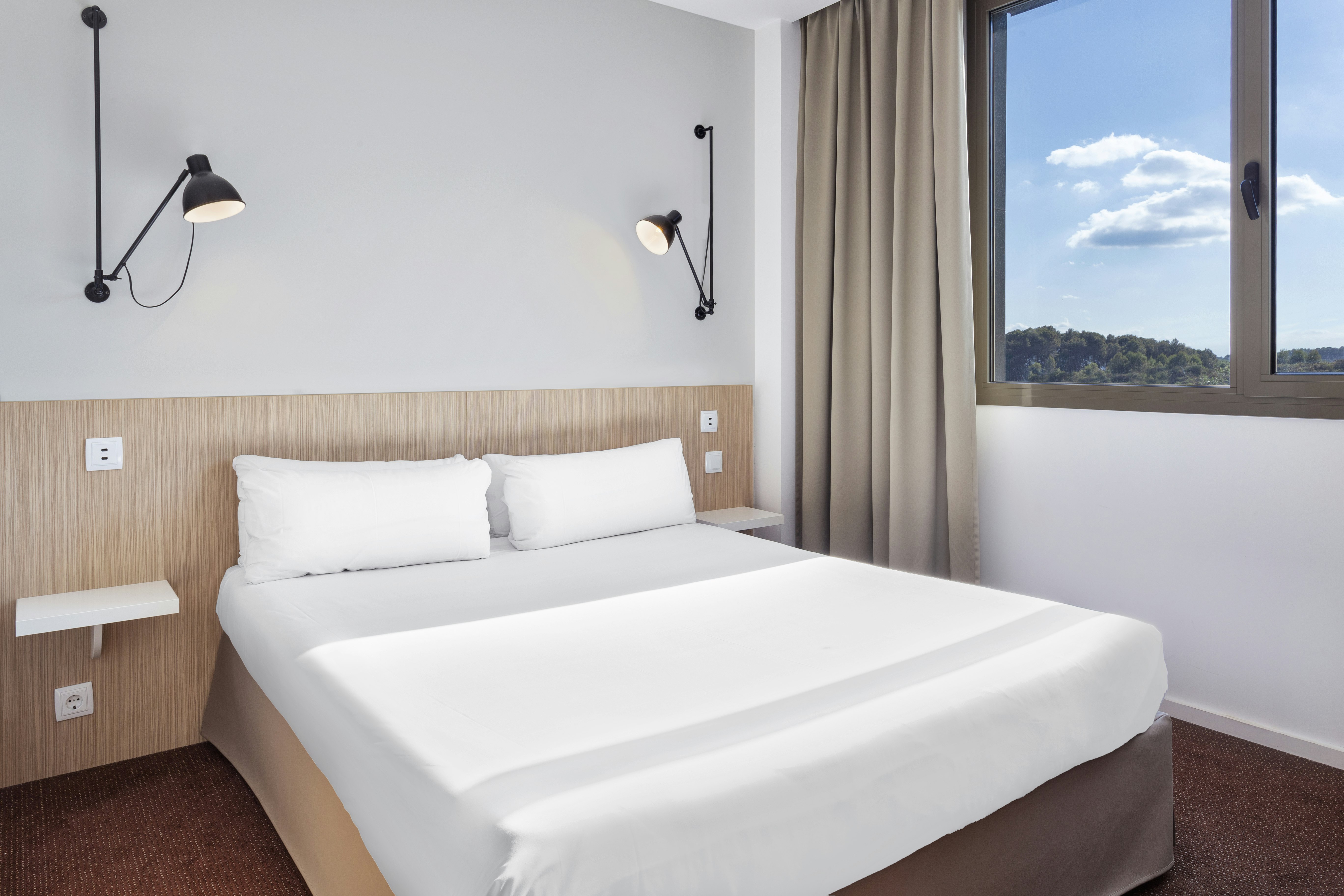 B&B HOTEL Barcelona Sant Cugat 7/20