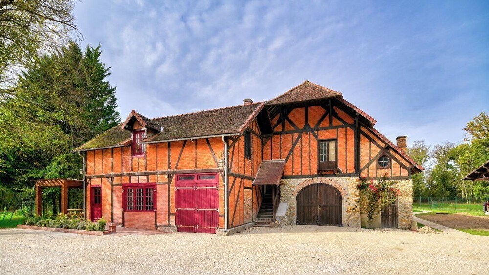 Le Petit Chateau de Barbizon au Bois du Mee 2/61