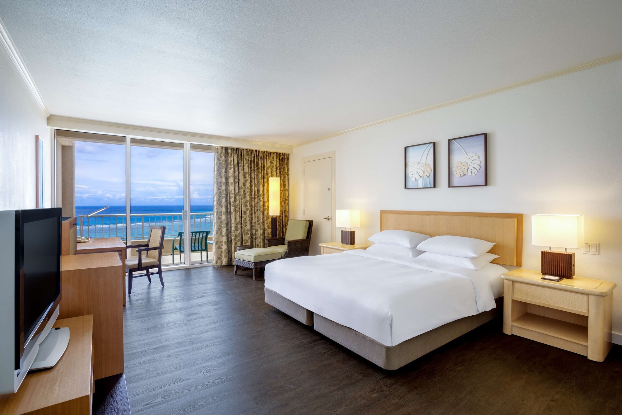 Room, King Bed, Ocean Front، Hyatt Regency Guam 2/8