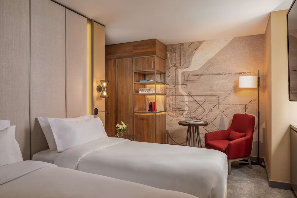 SUPERIOR, TWIN BEDS, WITH VIEW