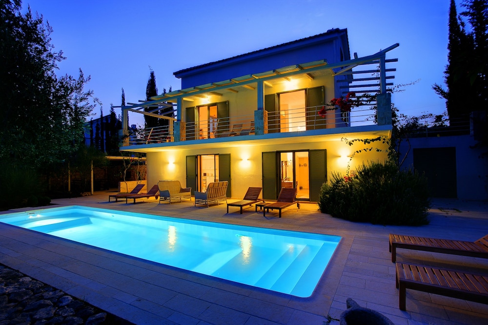 Ideales Resort 1/50