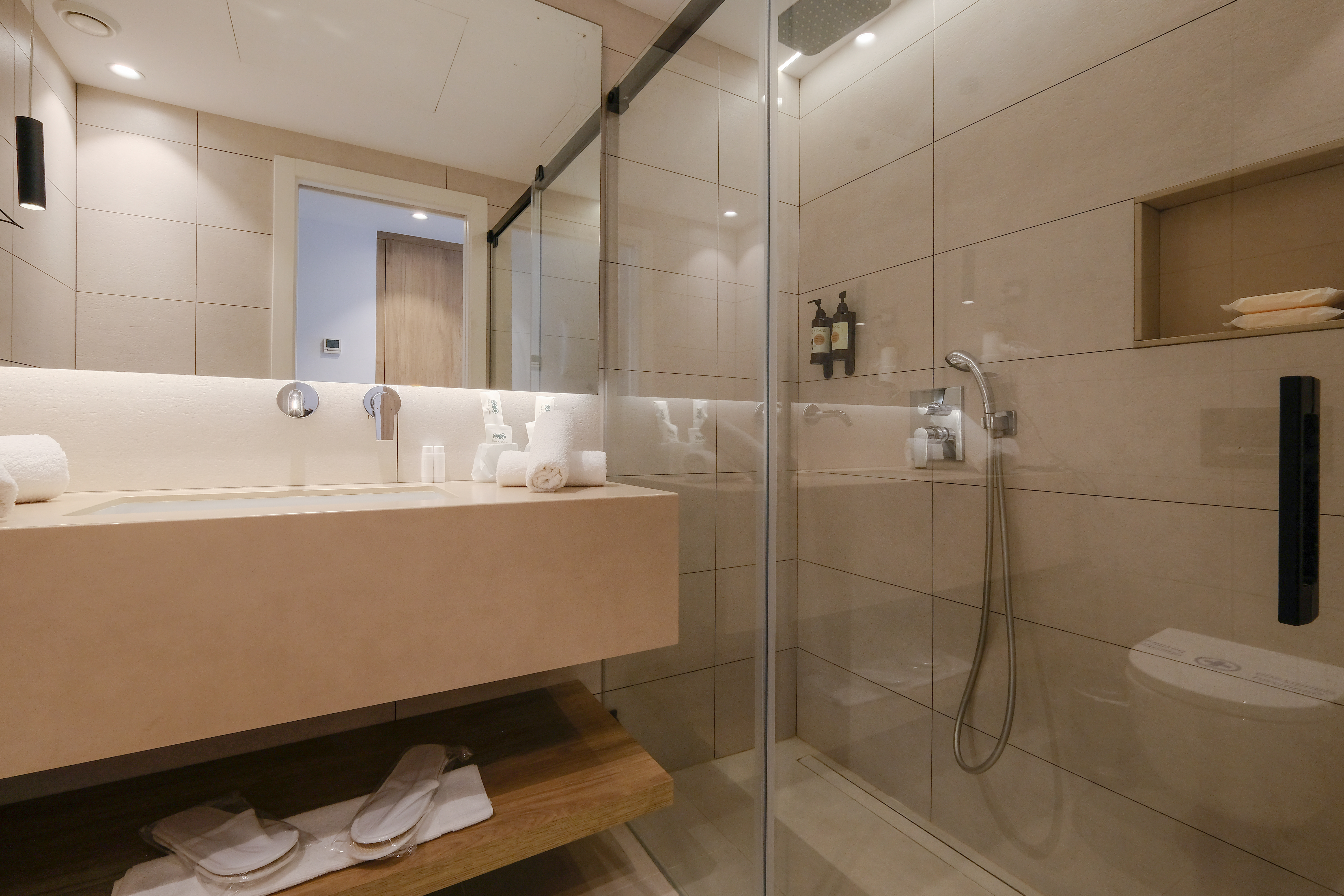 AzuLine Hotel M 40/42