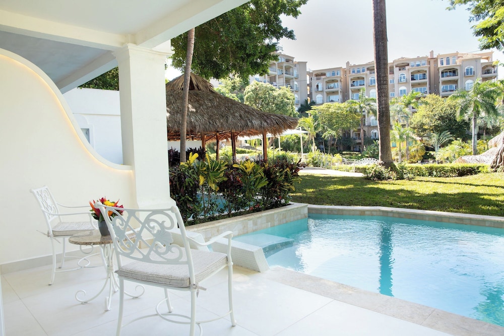 Tamarindo Diria Beach Resort 33/63