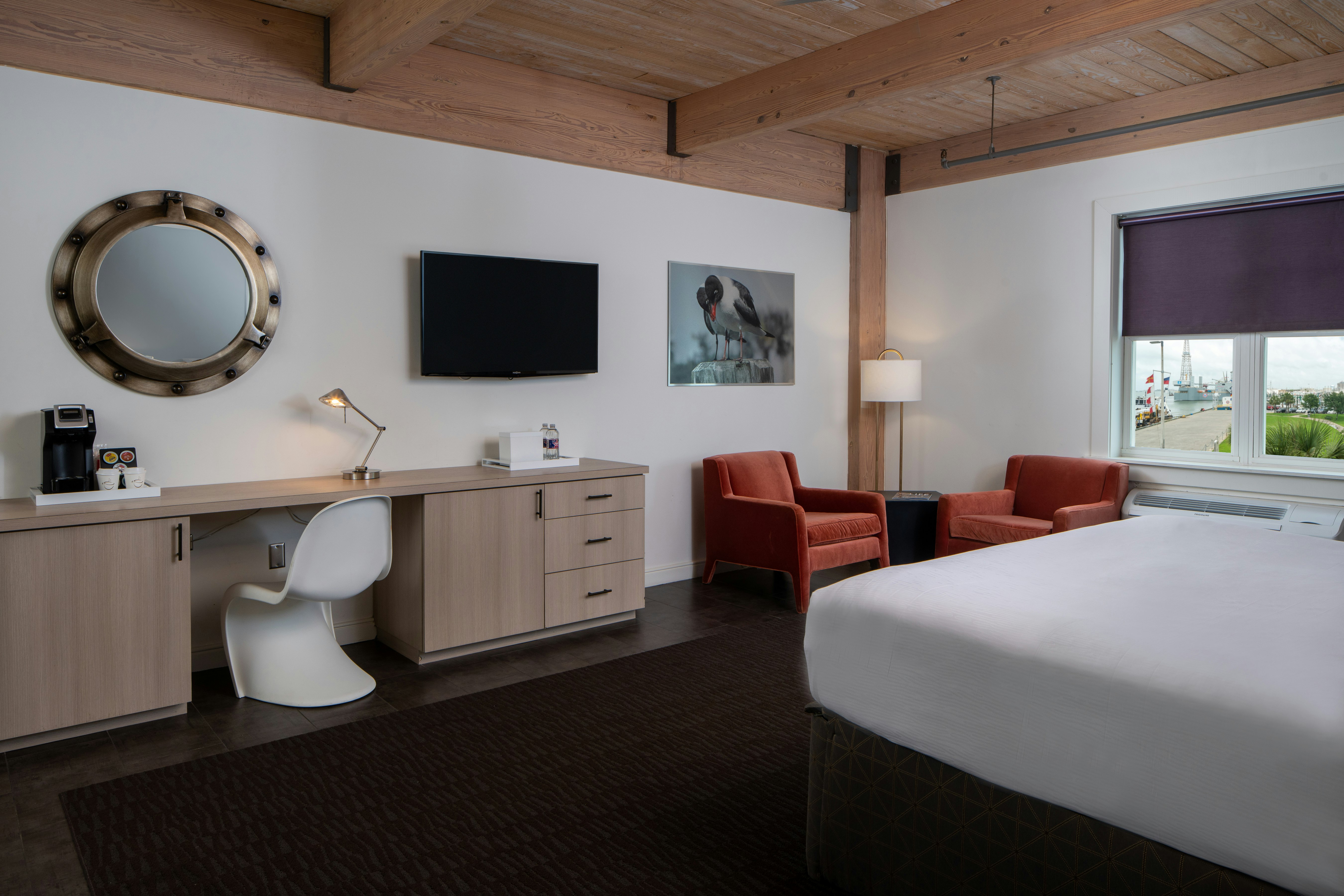 Harbor House Hotel and Marina at Pier 21 5/11