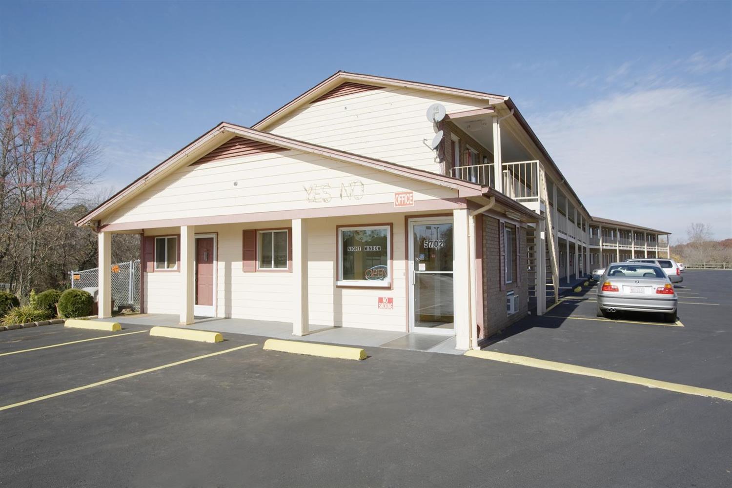 Americas Best Value Inn Jonesville 17/20