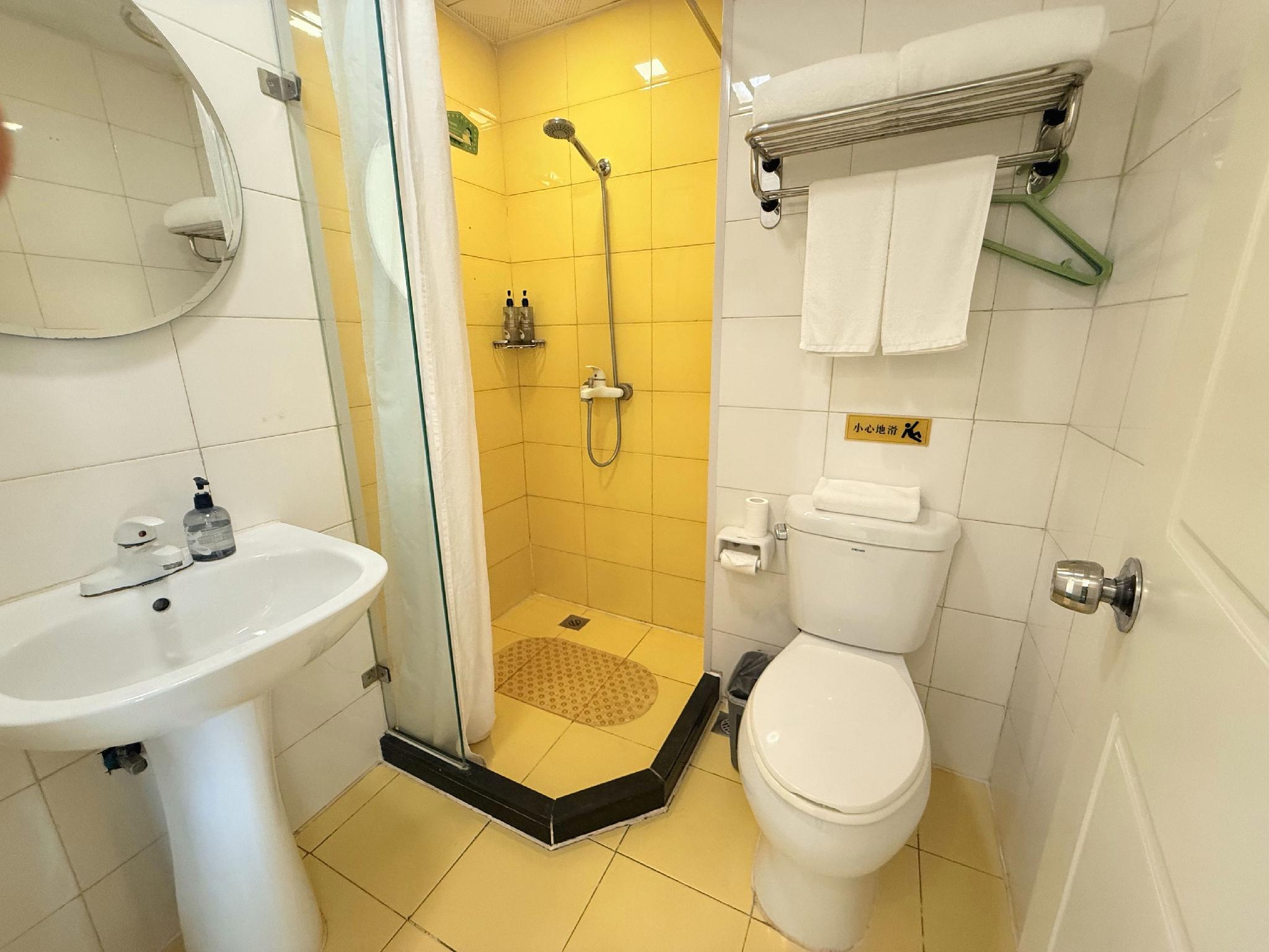 Home Inn (Beijing Mentougou Shuangyu) 34/38