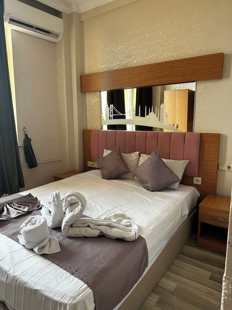 ROOM, DOUBLE BED, SEA VIEW, BALCONY