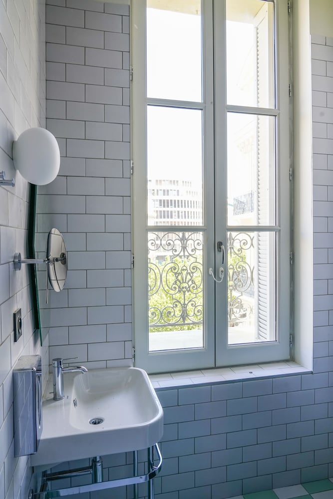 Hotel Mercure Marseille Canebiere Vieux-Port 62/62