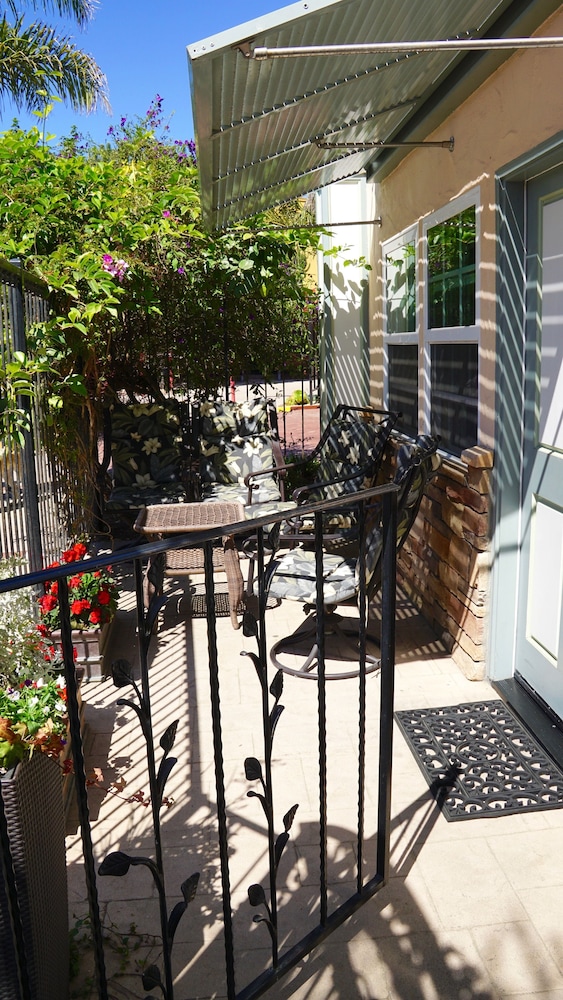 Capitola Hotel 29/50