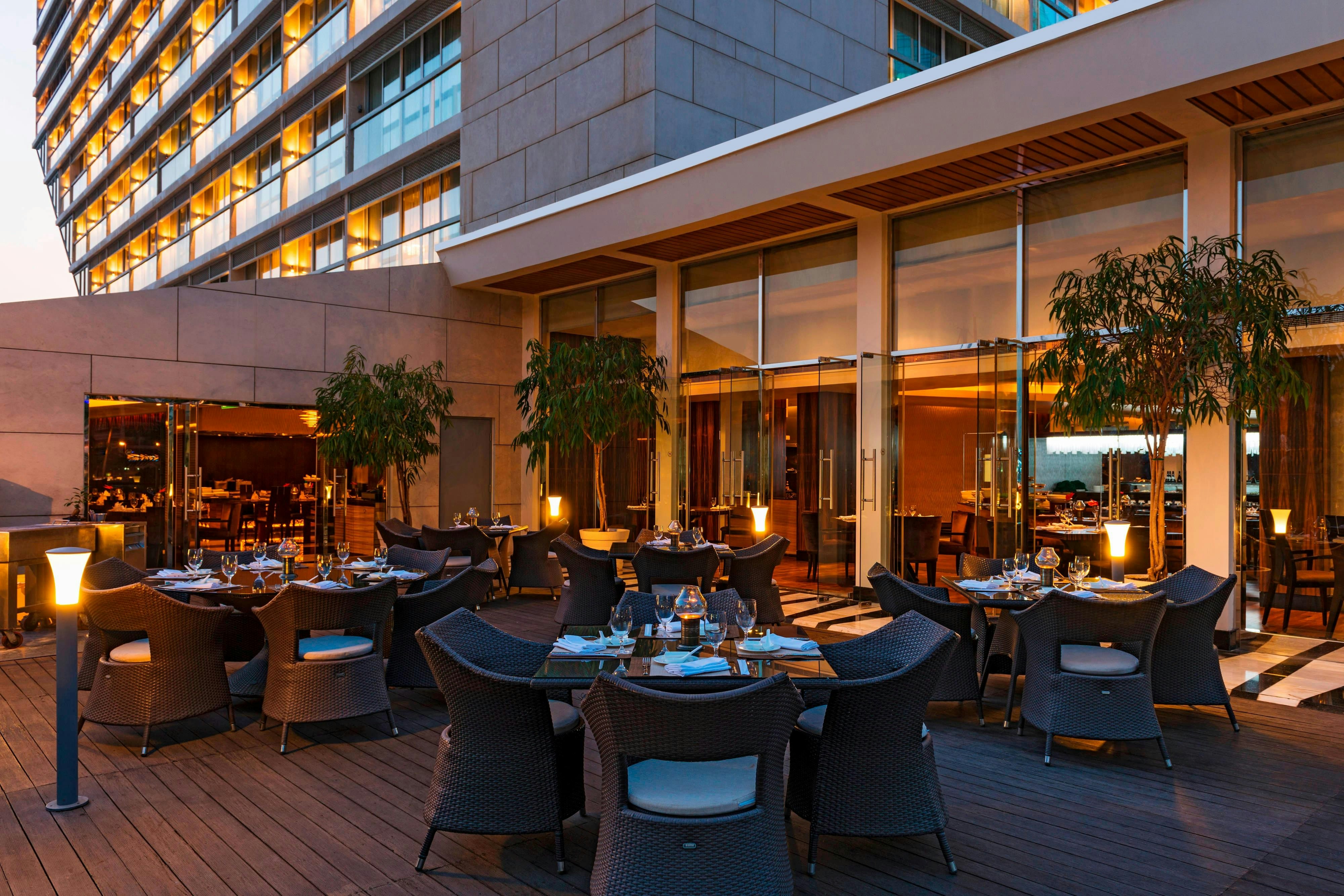 Sheraton Dubai Creek Hotel And Towers 27/37
