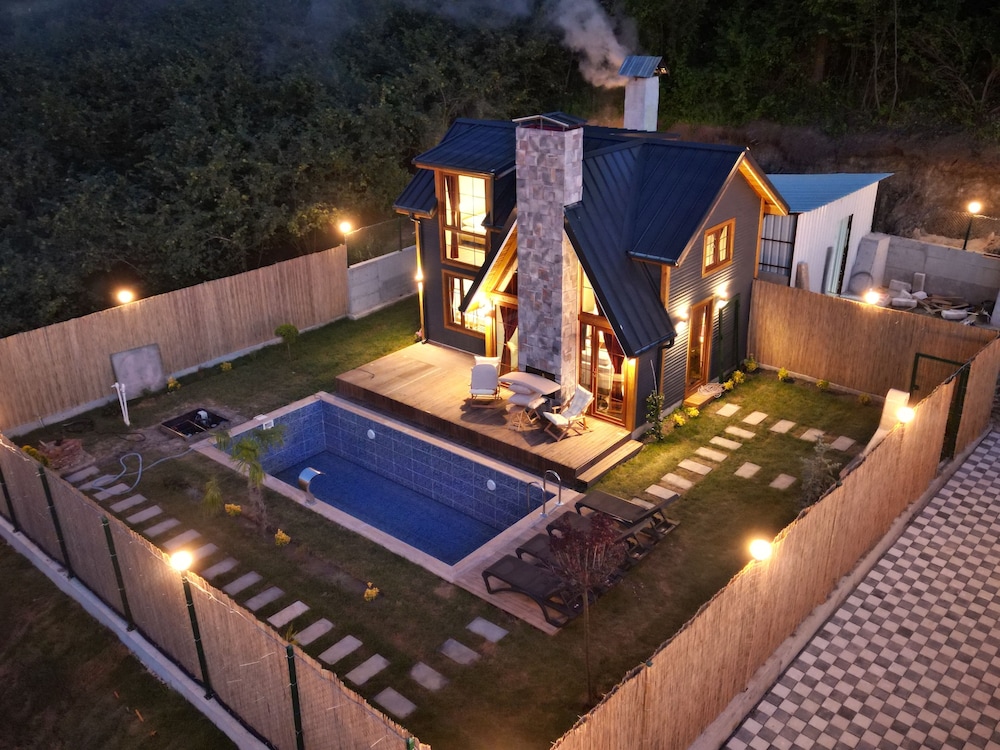 Mayan Bungalows 3/42