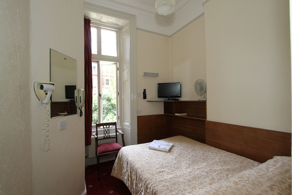 Ridgemount Hotel 15/61