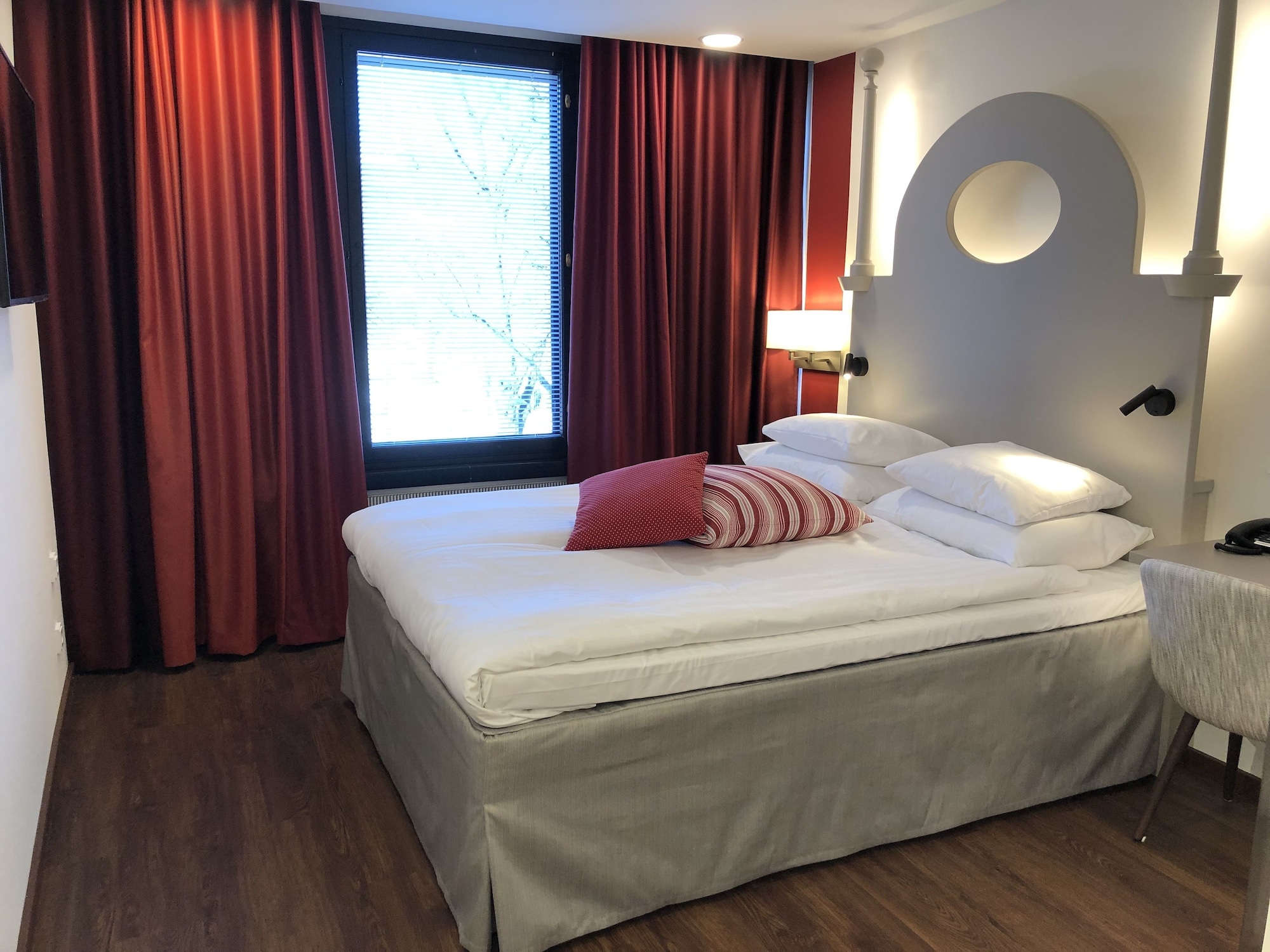 rooms