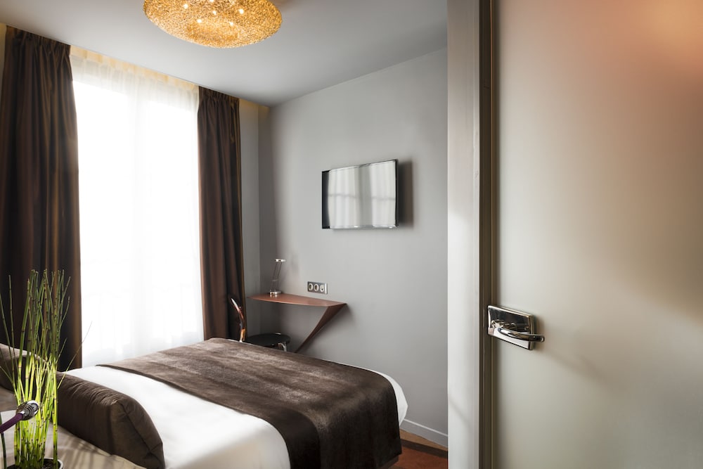 Le Bon Hotel 13/40
