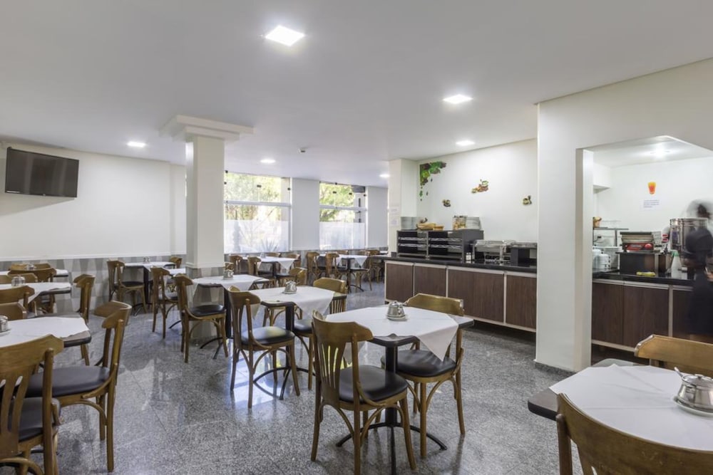 Hotel America Do Sul 35/46