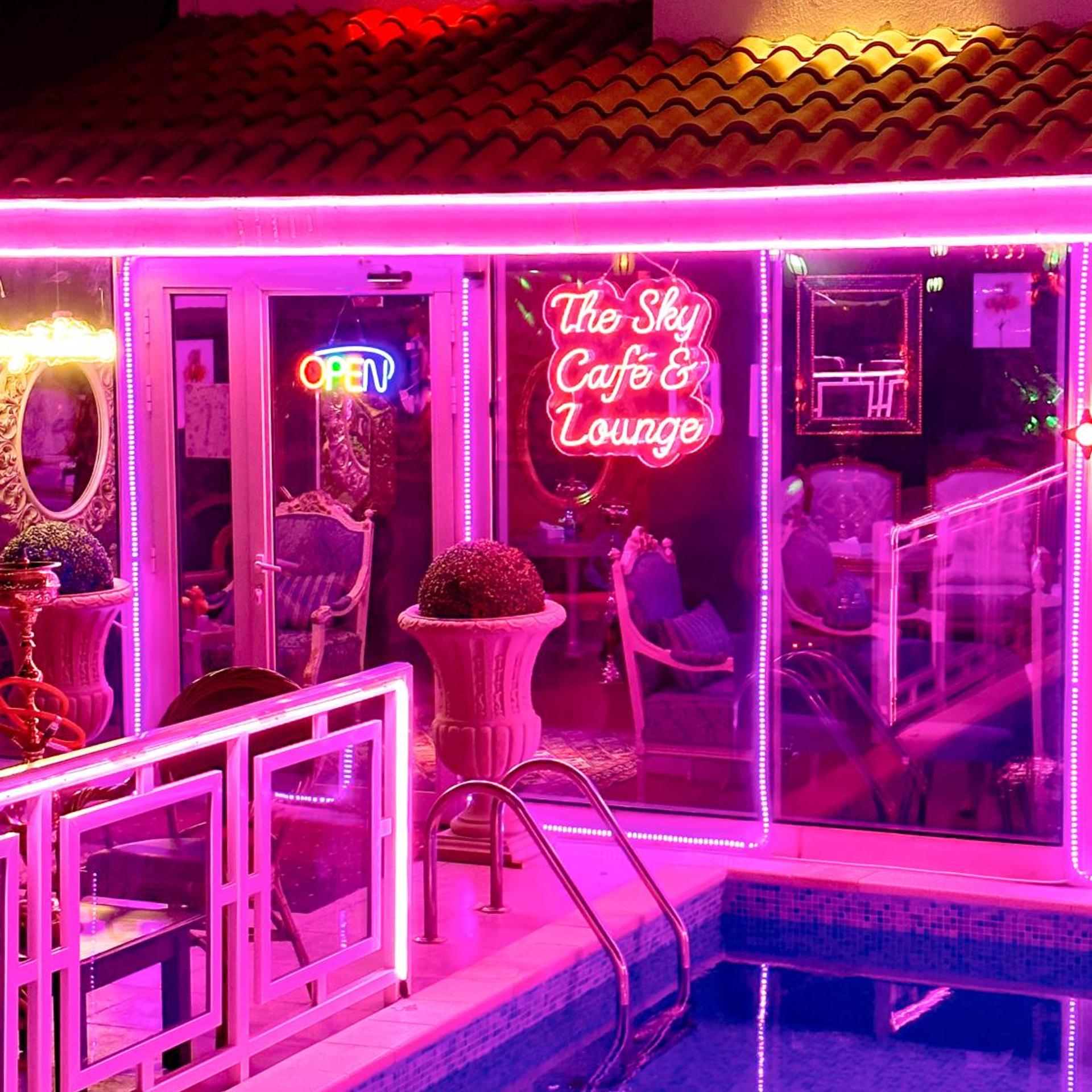 The Victory Hotel 33/60