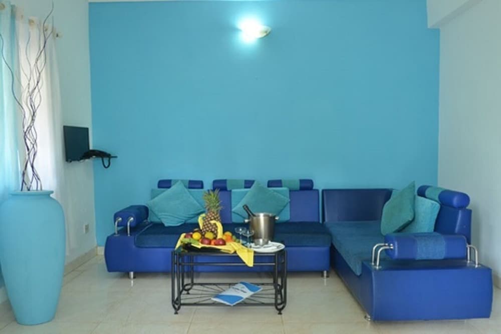 Paradise Village Resort 41/66