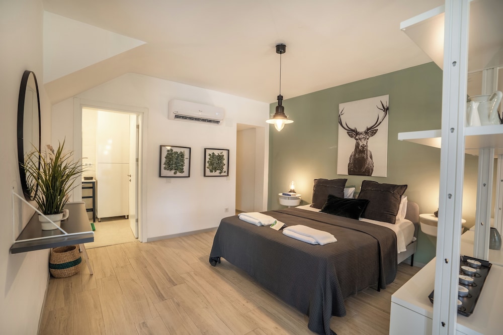 EXCLUSIVE, STUDIO, GARDEN VIEW, PATIO