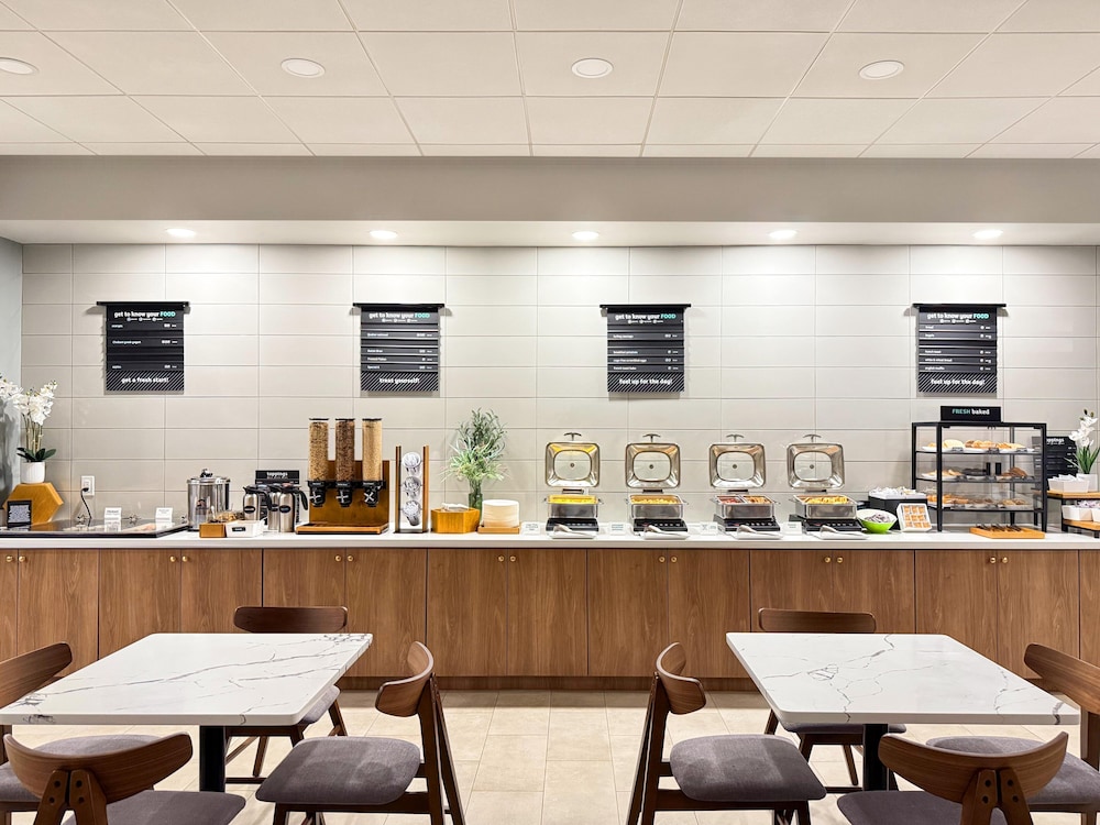 restaurant cafeteria