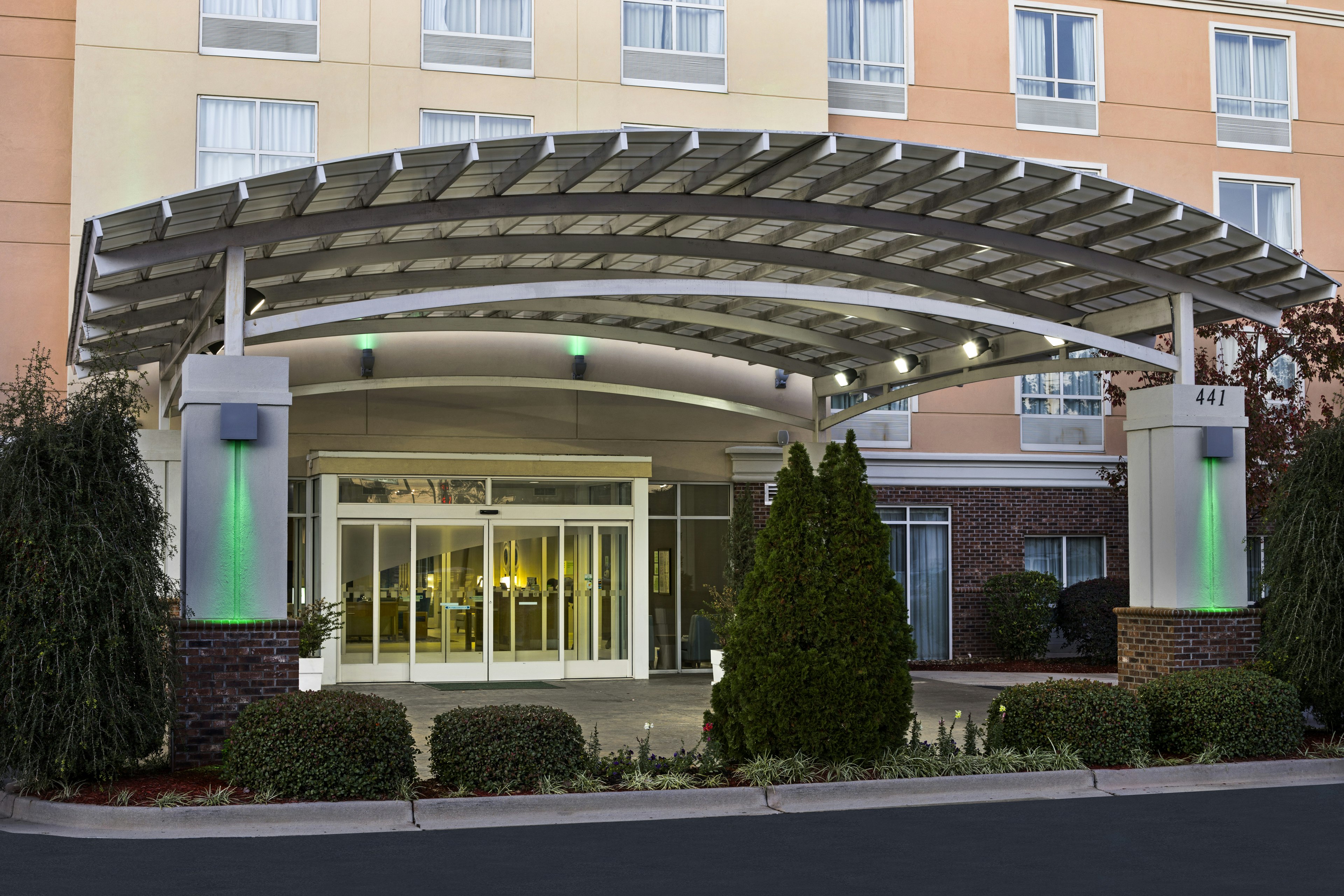 Holiday Inn Augusta West I 20 2/64