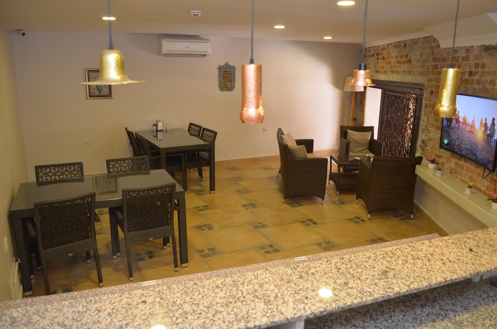 Sardinia Hotel 30/50