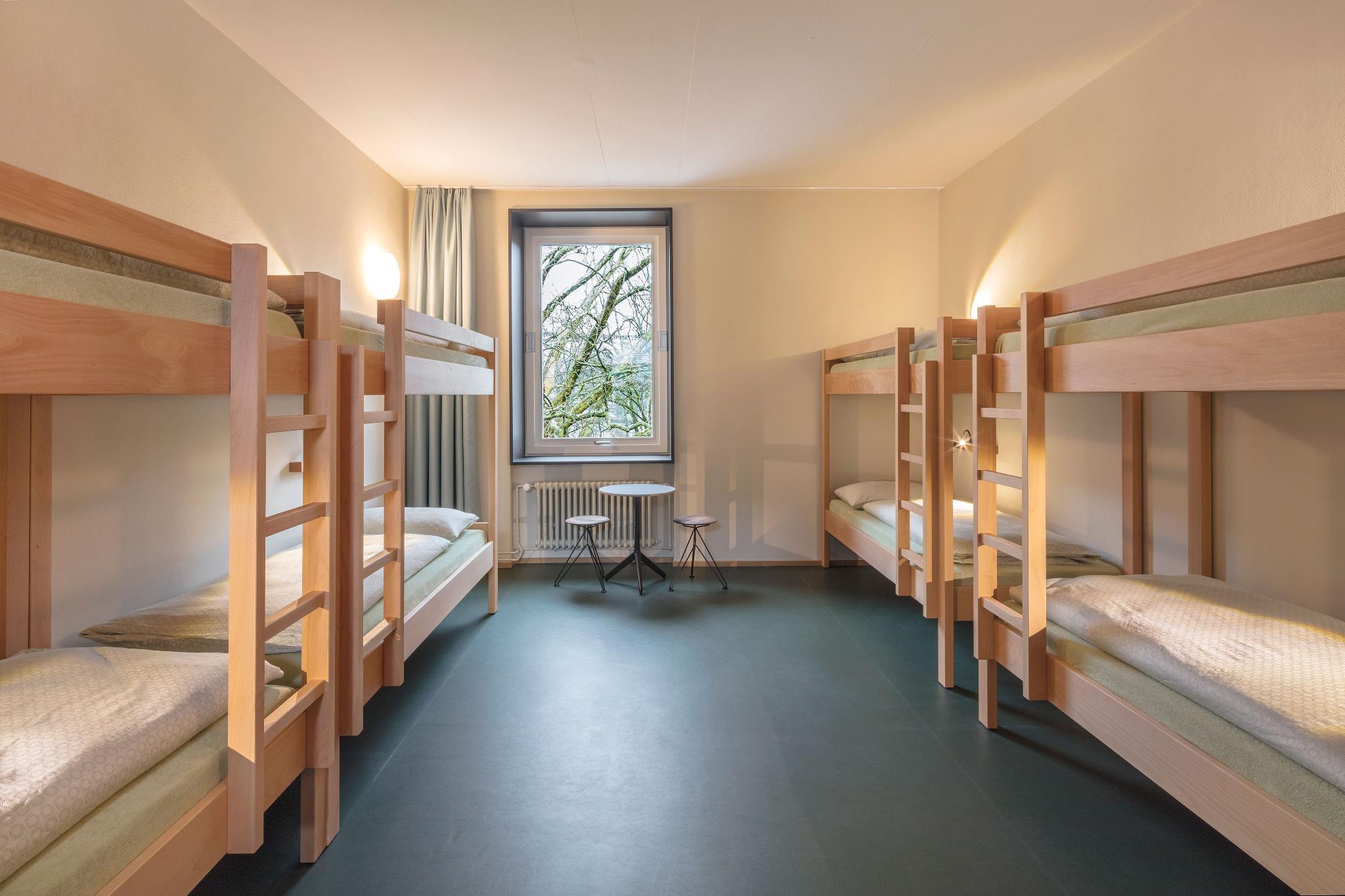 Female Dorm, Female Only