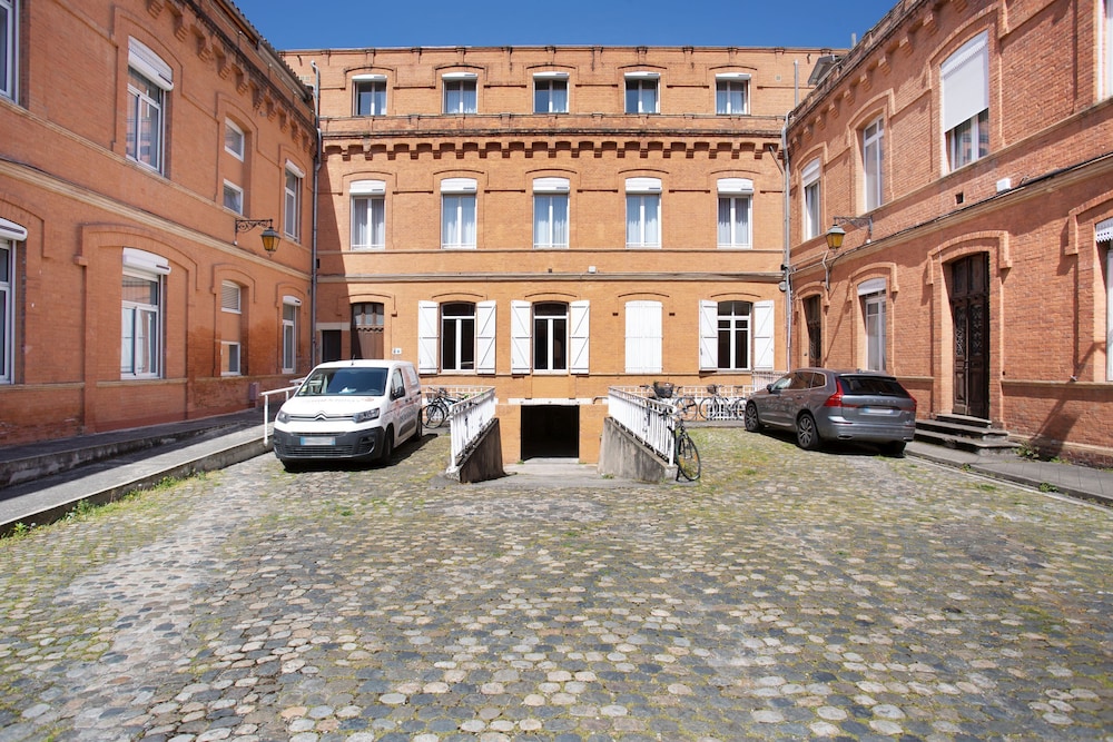 Odalys City Toulouse Colombelie in TOULOUSE