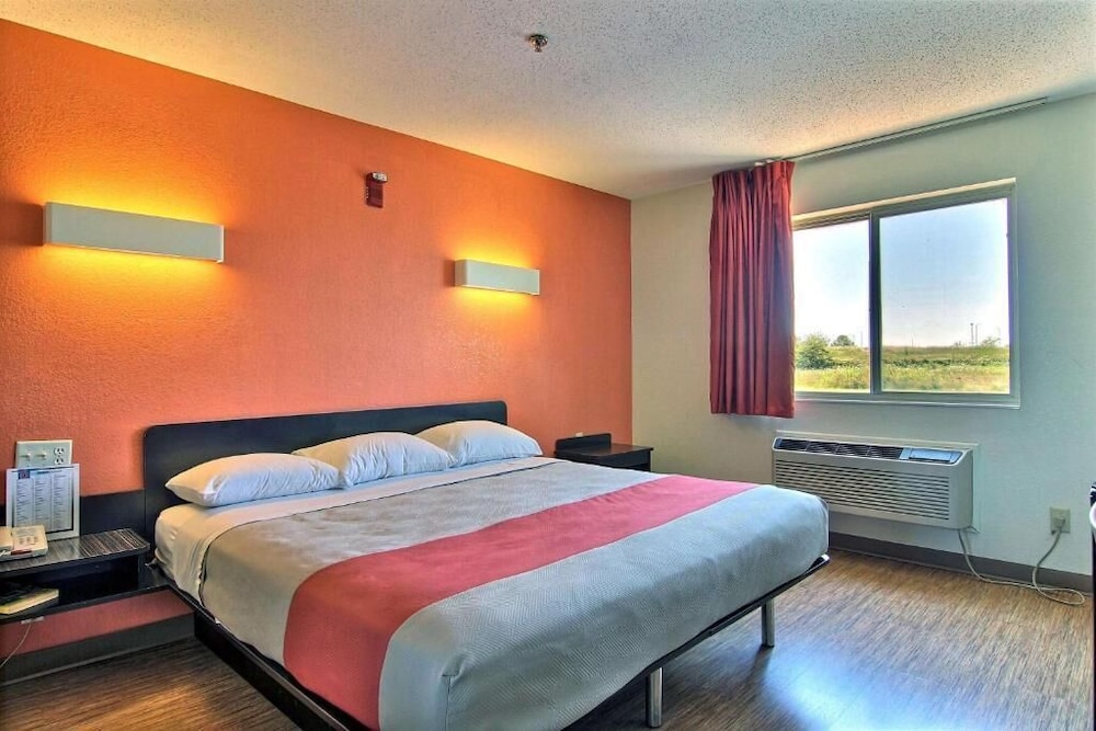 Motel6 Gilman, IL 26/50