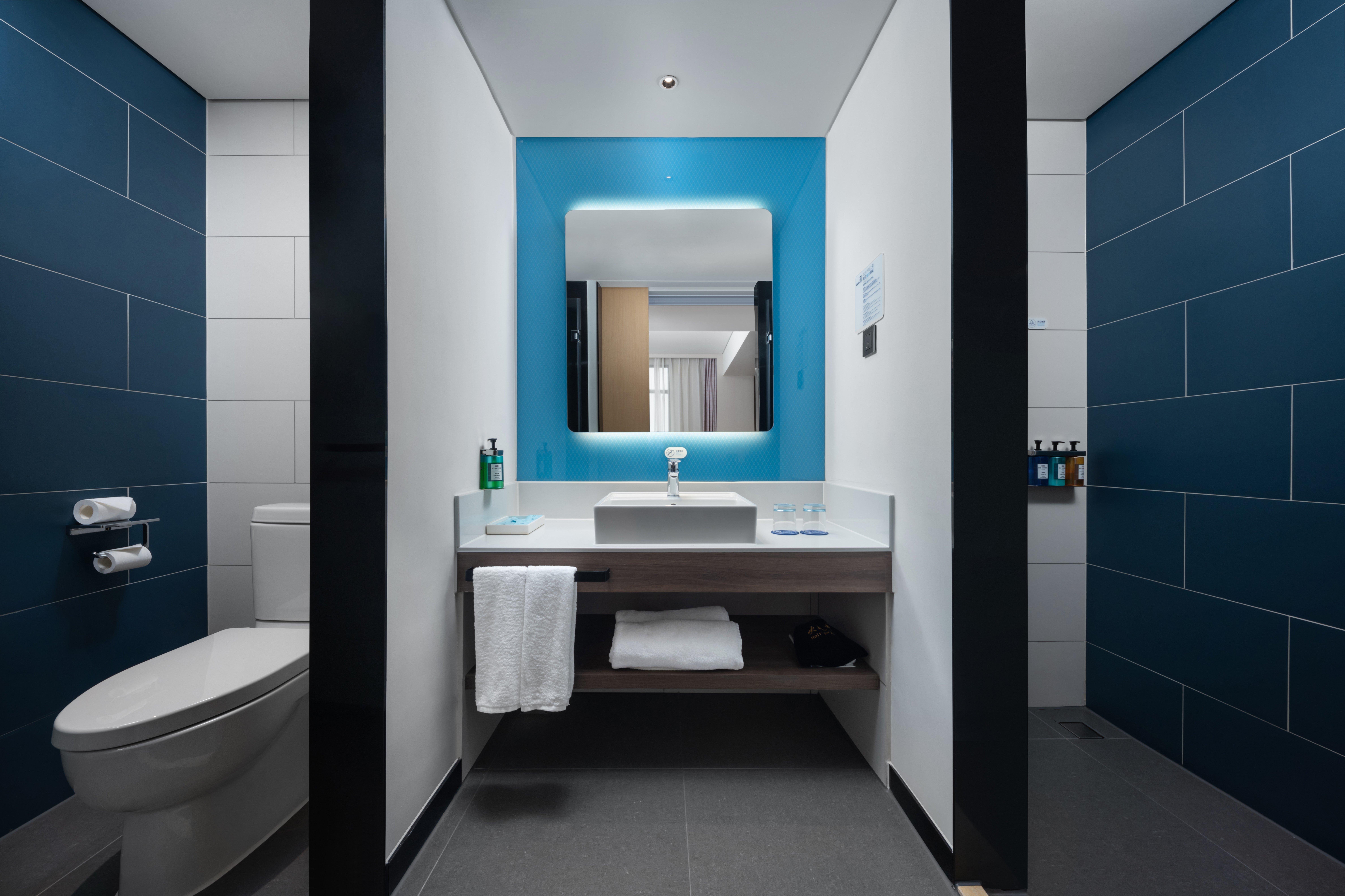 Specialty، Holiday Inn Express Jingdezhen Taoxichuan 3/3