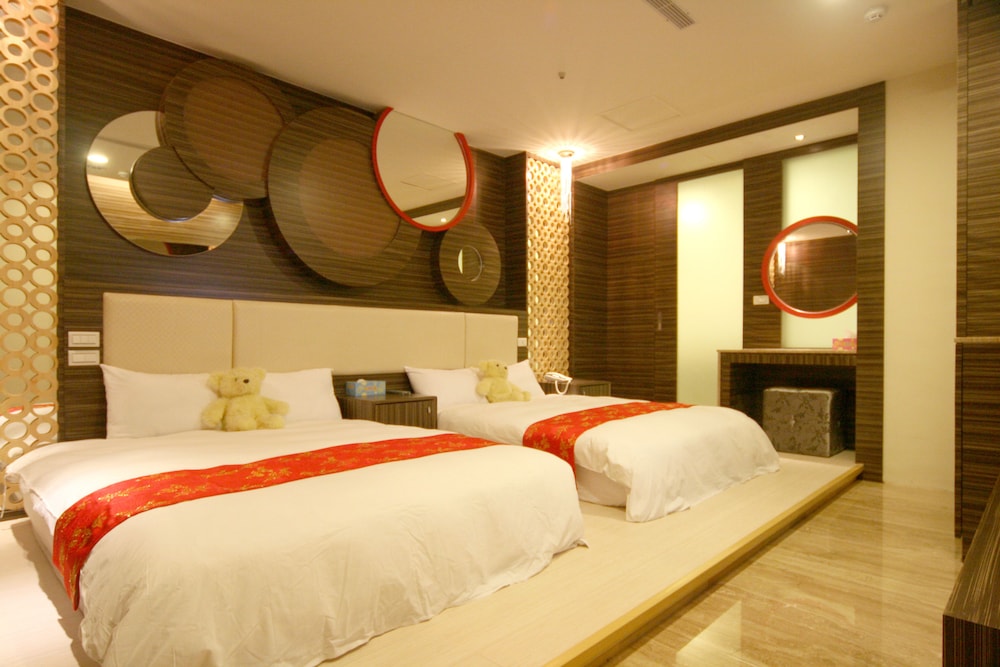 Tan Hui Hotel 19/46