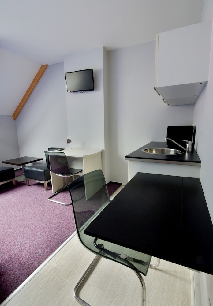 Adeba Hotel 36/49