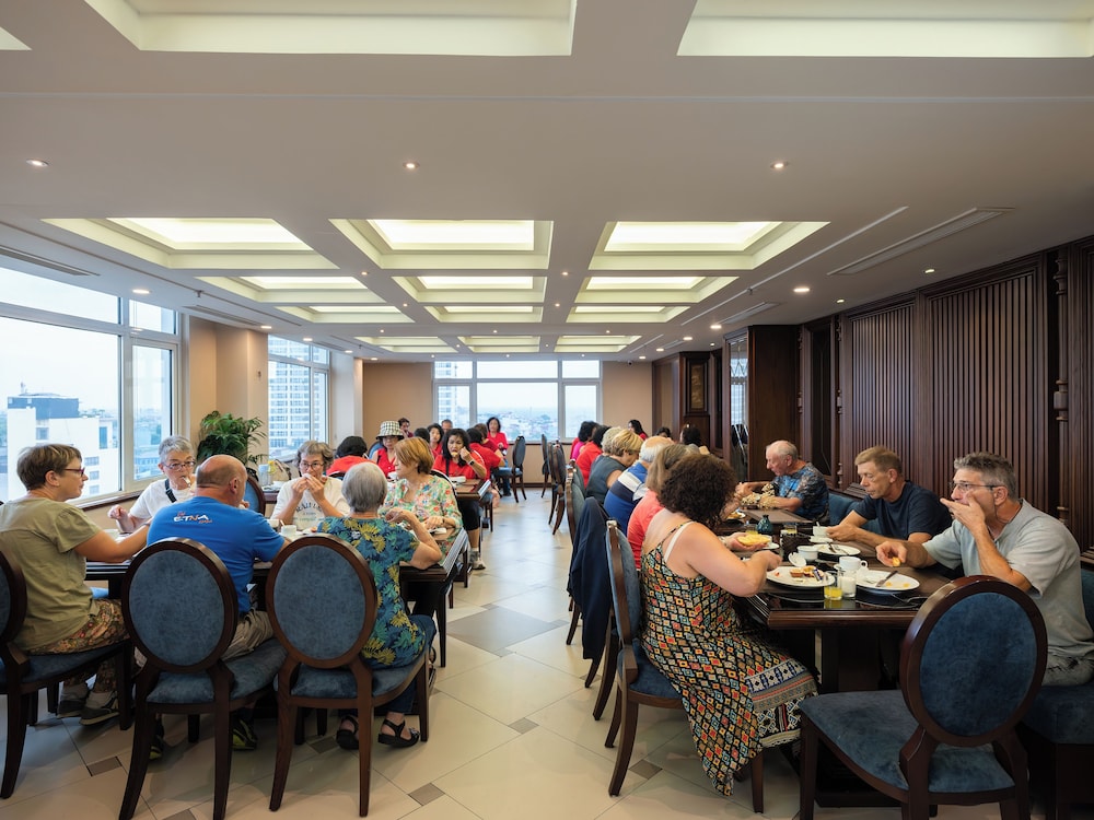 Minasi Premium Hotel 52/56