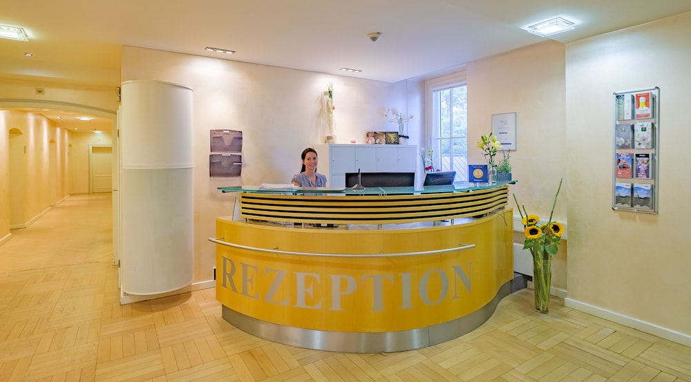 Xii Apostel Hotel Albergo 7/47