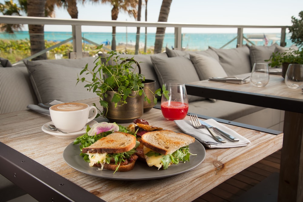 Nobu Hotel Miami Beach 55/67