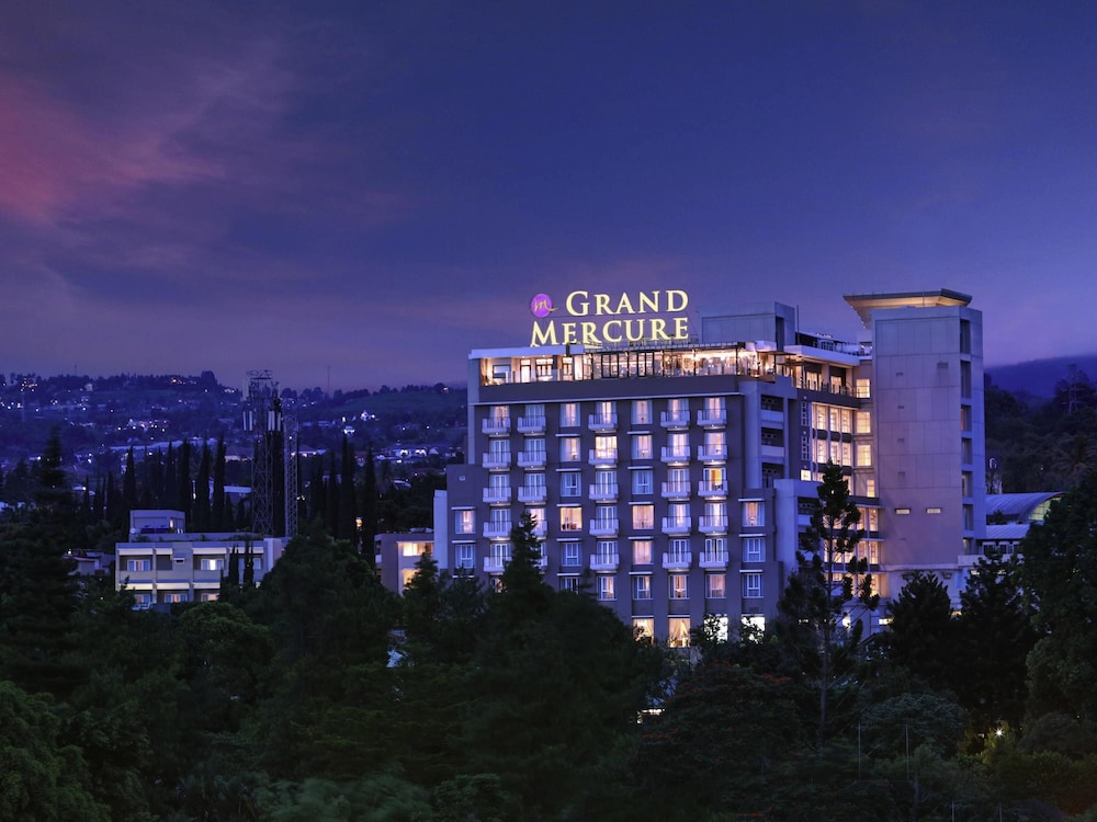 Grand Mercure Bandung Setiabudi 2/71
