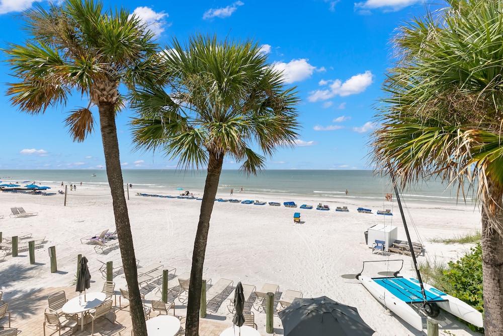 Grand Shores West 58/72