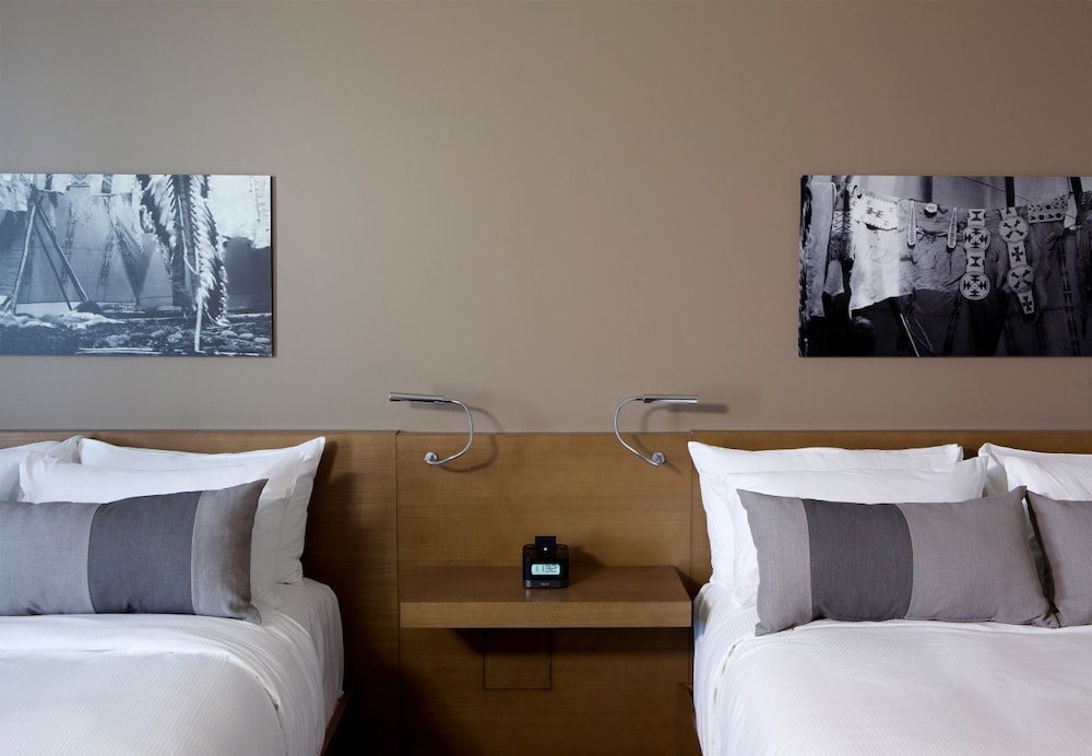 Grey Eagle Resort 34/80