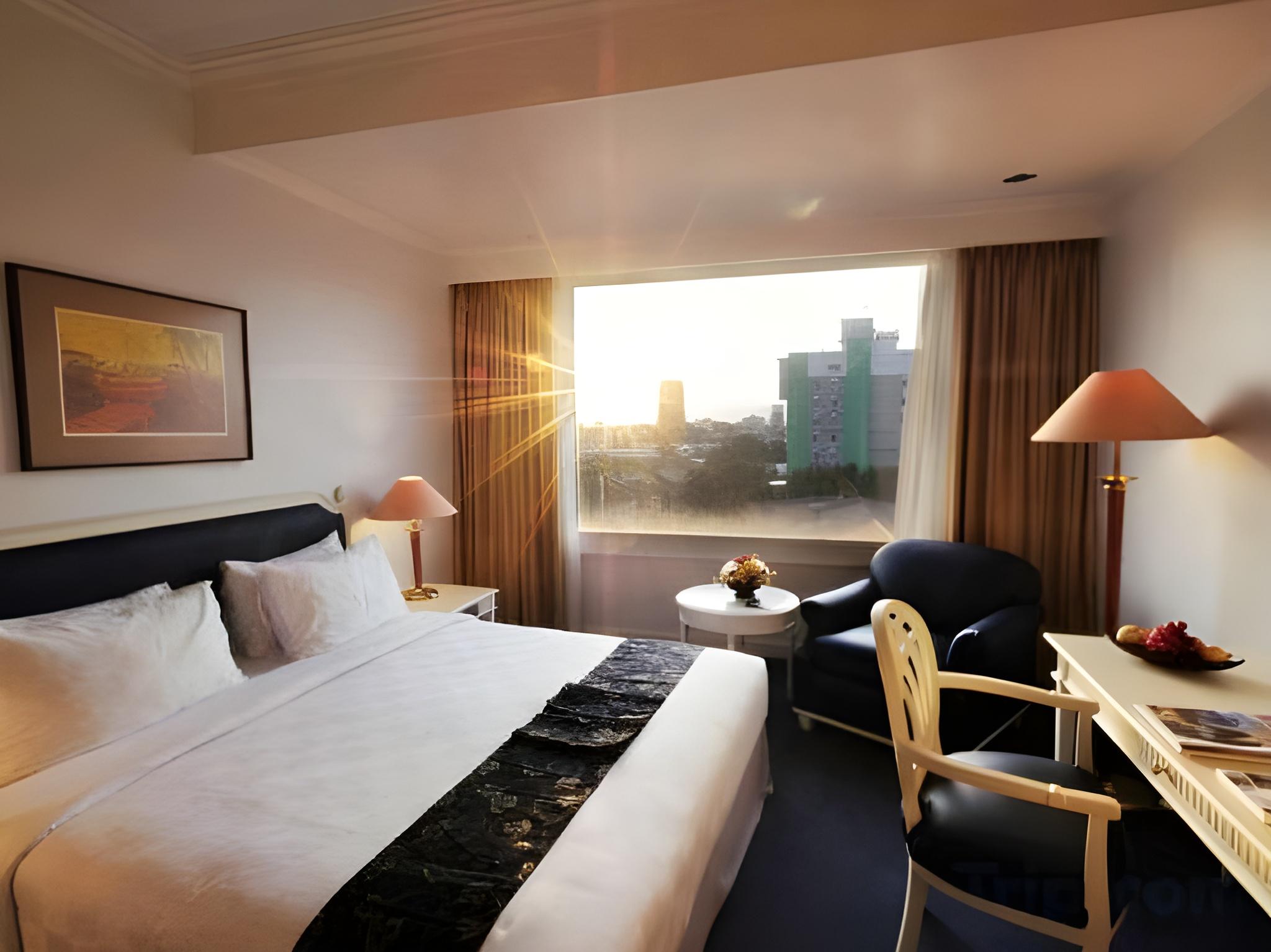 Club Room Sea View