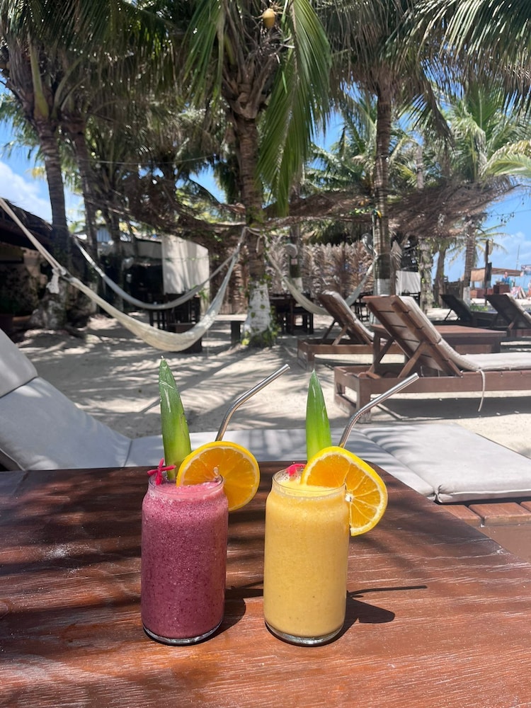 La Diosa Kali Beach Front Hotel 20/50
