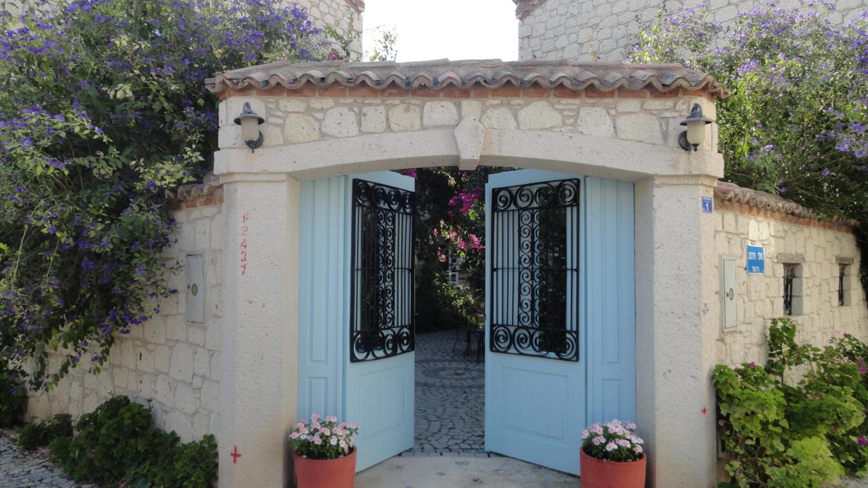 Icirliev Alacati 3/56