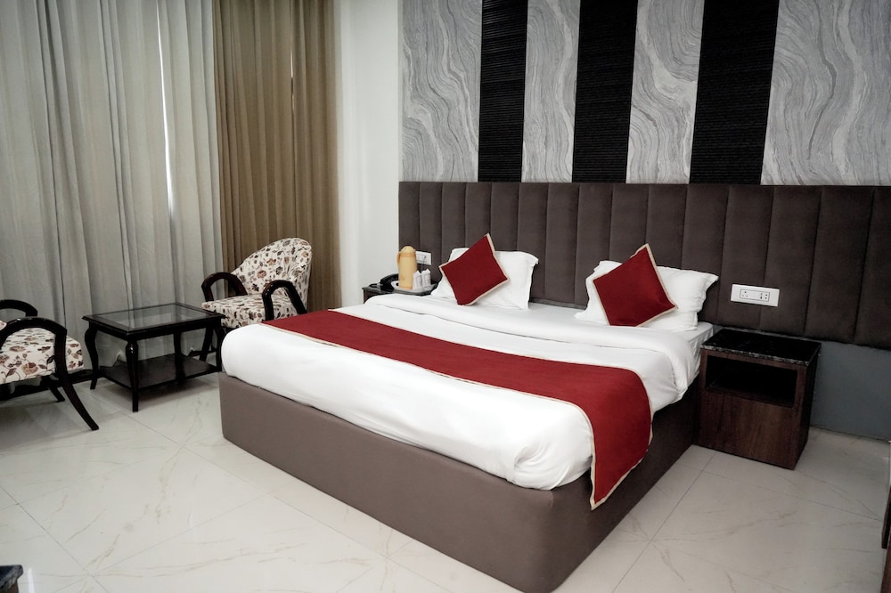 HOTEL BHAWANI INTERNATIONAL 21/45