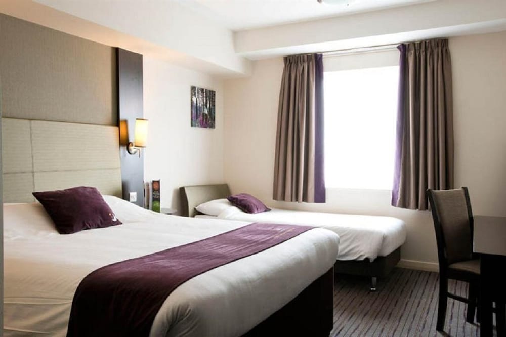 Premier Inn Edinburgh A1 (Newcraighall) Hotel 15/31