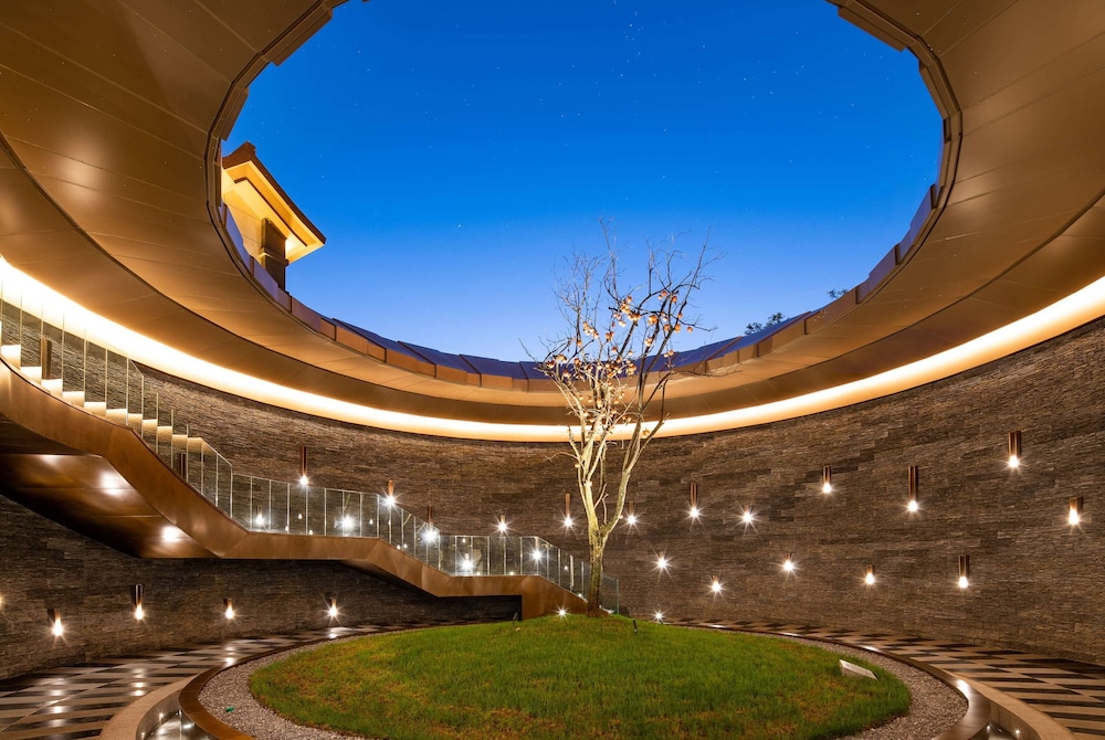 Wyndham Fengqing Resort 32/34