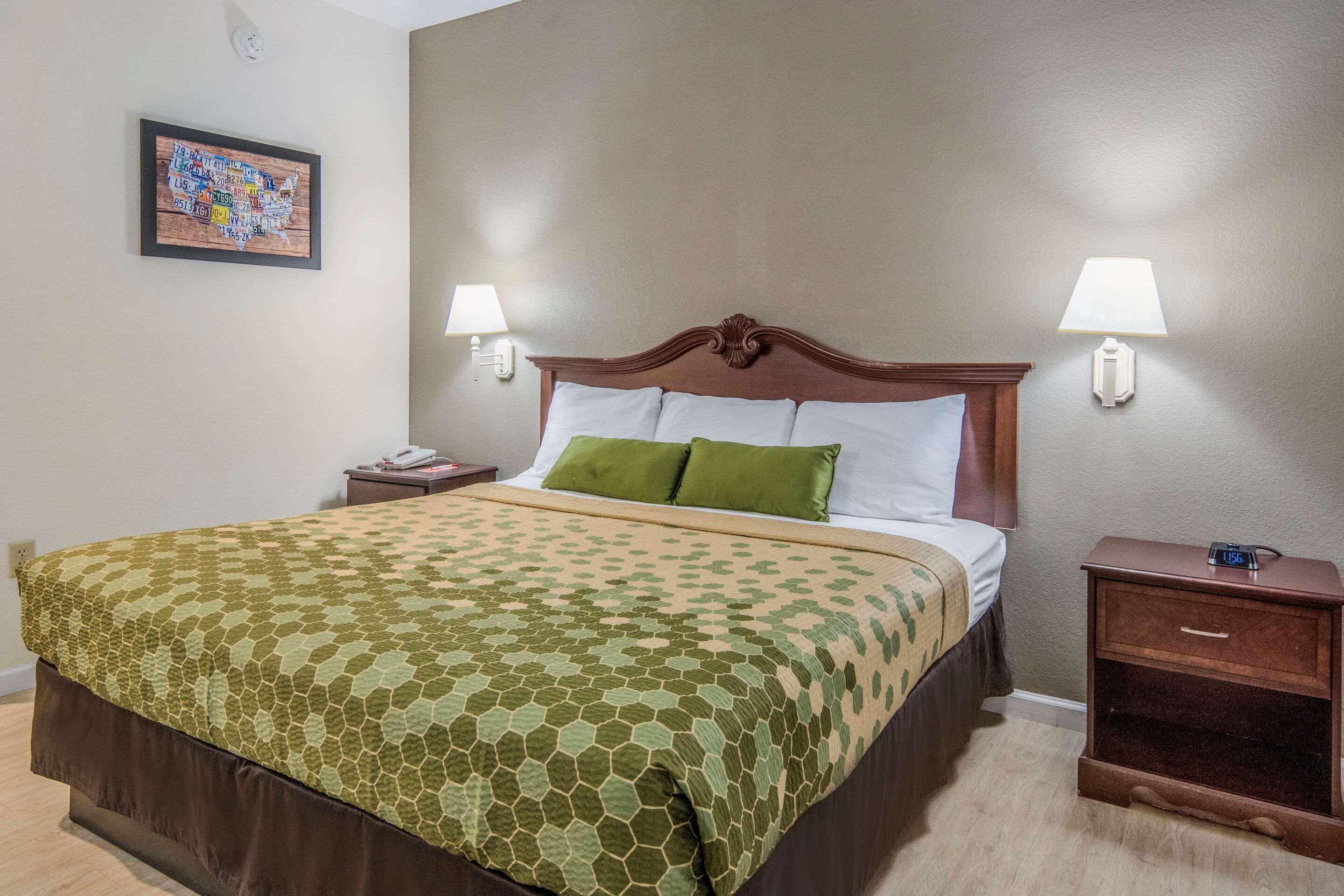 Room, King Bed, Accessible