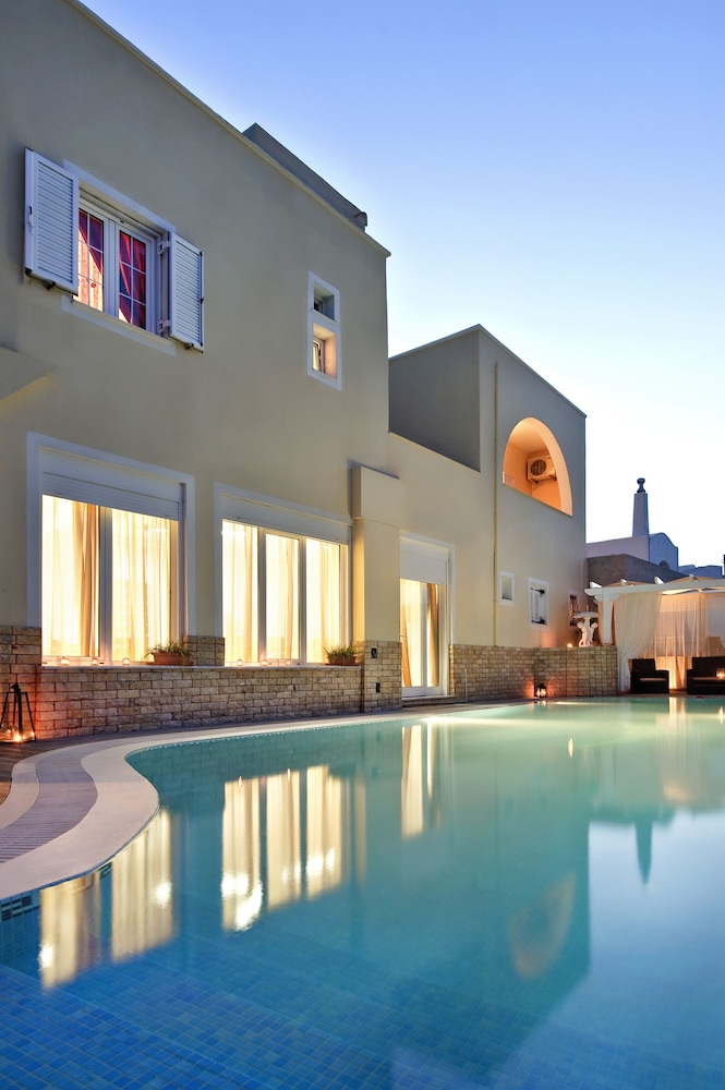 Gianna Suites 35/43