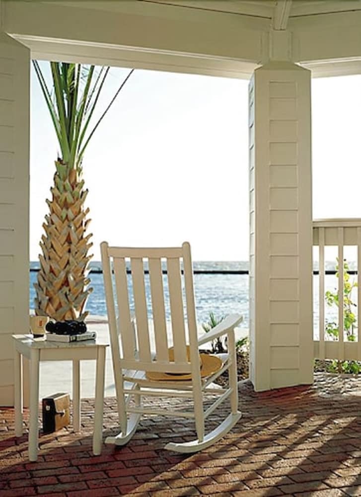 Lighthouse Inn At Aransas Bay 29/41