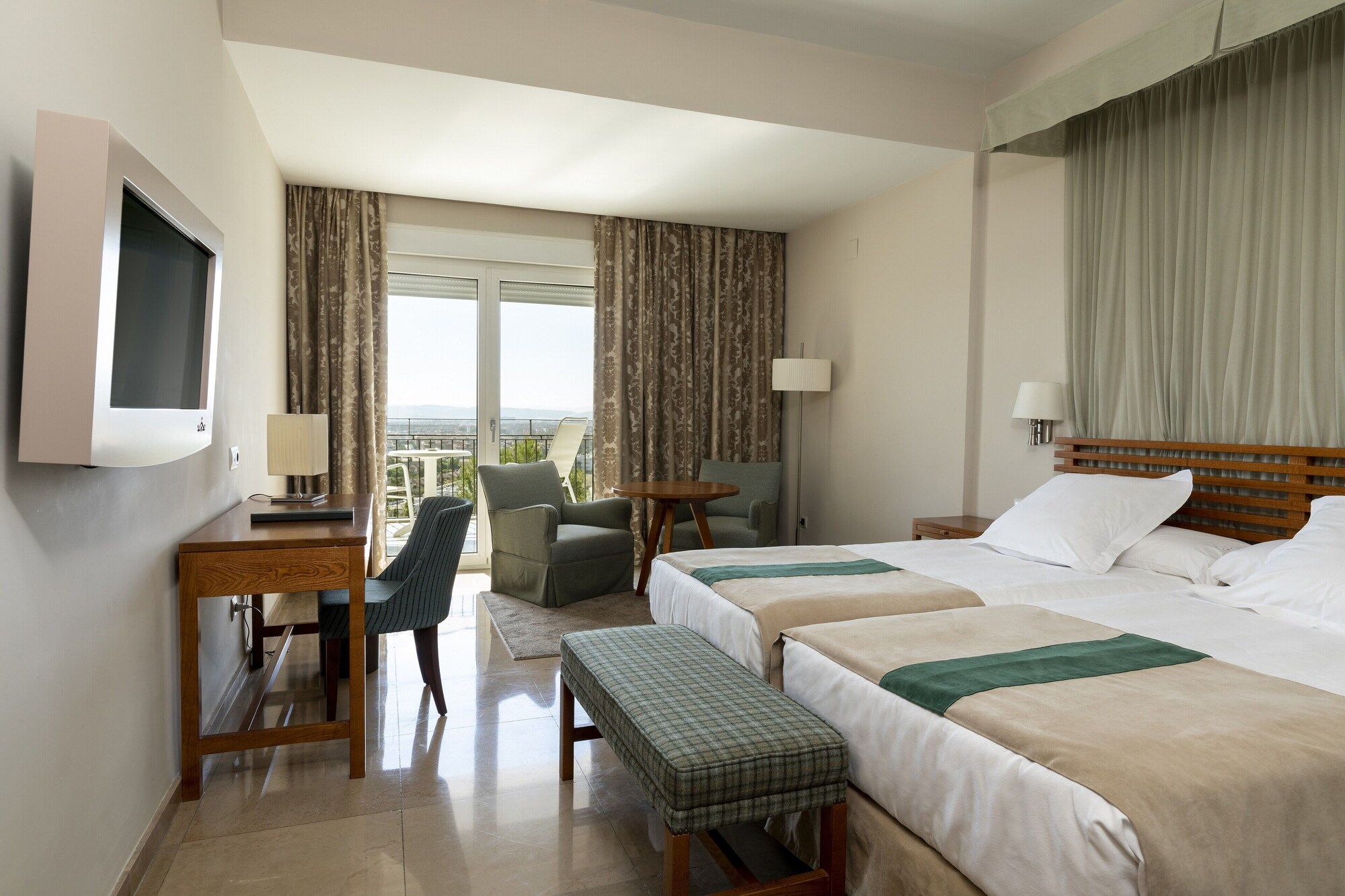 STANDARD, TWIN BEDS
