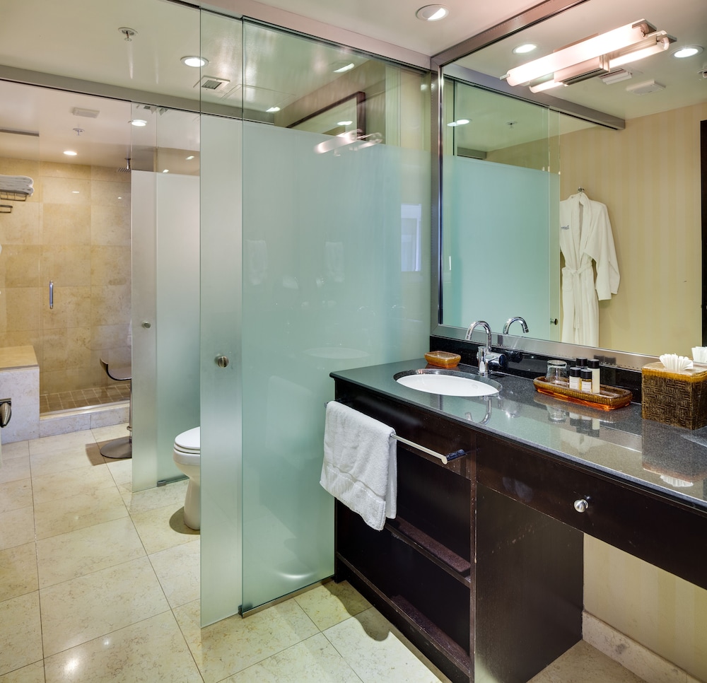SBV Luxury Ocean Hotel Suites 39/42