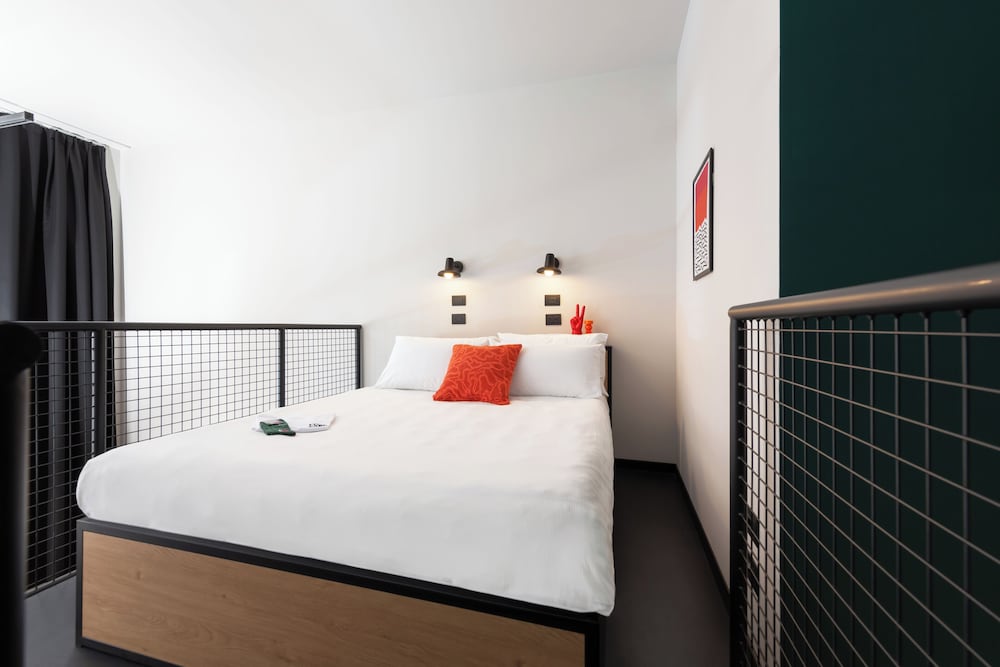 APARTMENT, KING BED