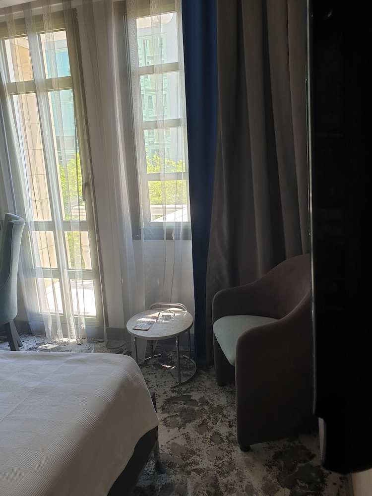 Hotel Marla 13/48
